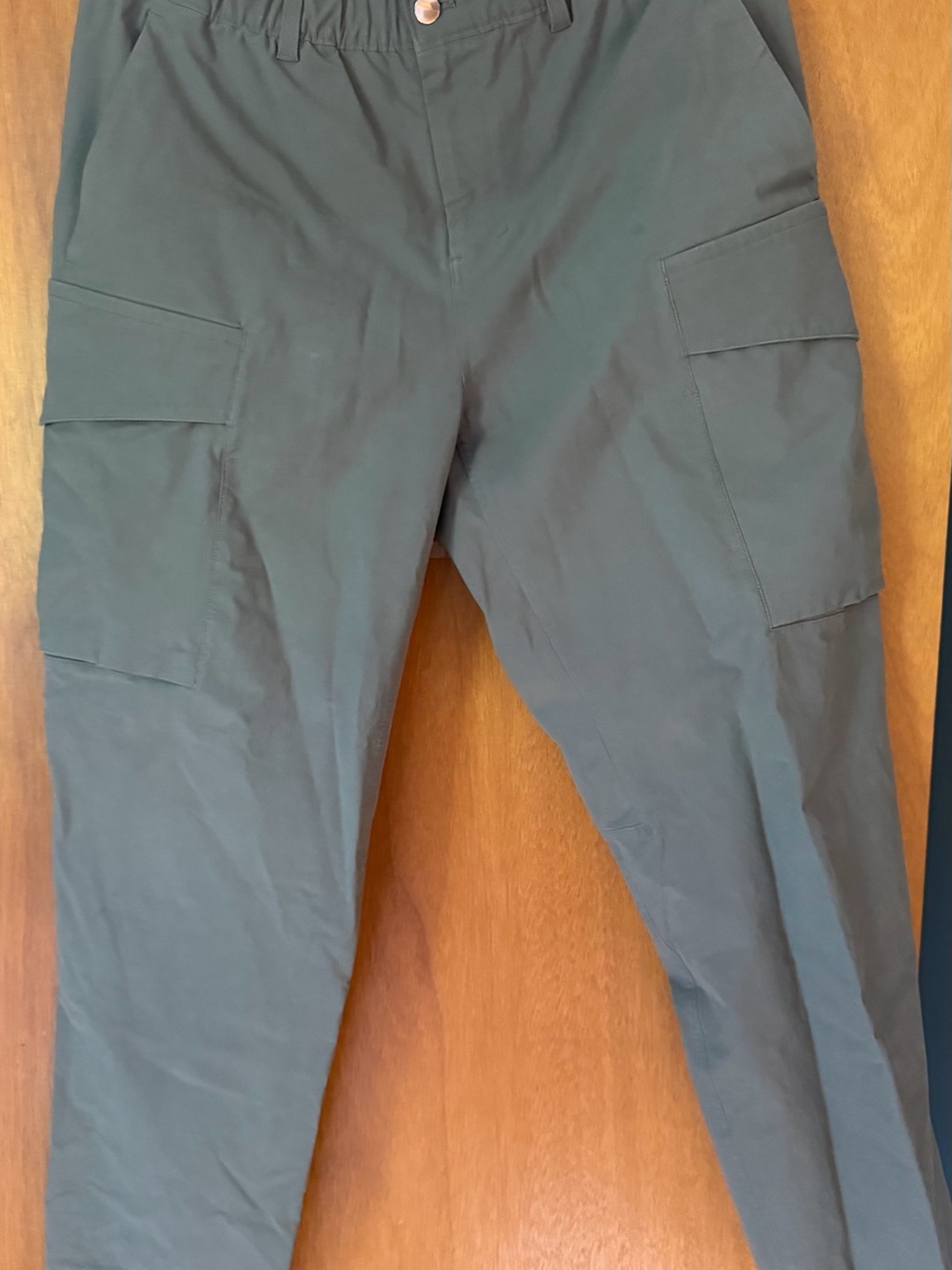 lululemon athletica Men's Cargo Pants — Olive